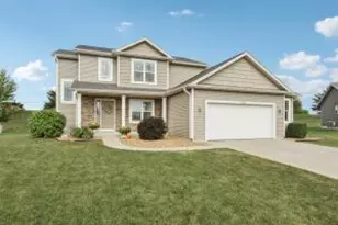 W1418 Stoney Brook Ct, Ixonia, WI 53036 - Photo 1