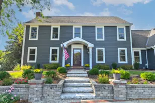 1375 Barrington Woods Dr, Brookfield, WI 53045 - Photo 1