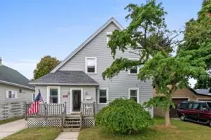 1110 S 24th St, Manitowoc, WI 54220 - Photo 1