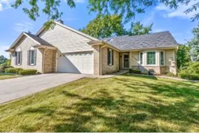 5339 S Cambridge Ln, Greenfield, WI 53221 - Photo 1