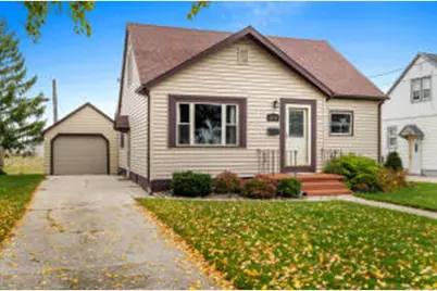 1118 S 26th St, Manitowoc, WI 54220 - Photo 1