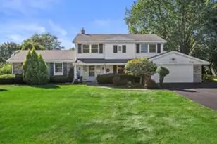 3085 Santa Barbara Dr, Brookfield, WI 53005 - Photo 1