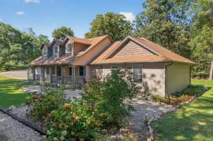 W349S10106 Bittersweet Ct, Eagle, WI 53119 - Photo 1