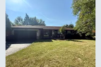 1002  Lilac Ln, Pewaukee, WI 53072 - Photo 1