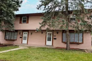 10123 W Kiehnau Ave, Milwaukee, WI 53224 - Photo 1