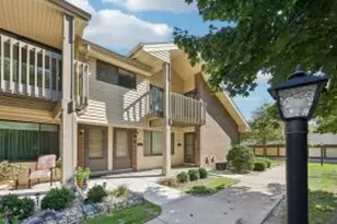 1657 S Carriage Ln, New Berlin, WI 53151 - Photo 1