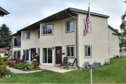 N115W16877  El Camino Dr, Germantown, WI 53022 - Photo 1