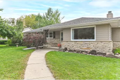 341  Macarthur Dr, Mukwonago, WI 53149 - Photo 1