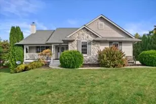 400 Hidden Meadow Dr, Glenbeulah, WI 53023 - Photo 1