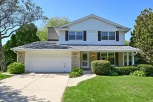 2347 N 100th St, Wauwatosa, WI 53226 - Photo 1