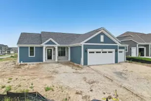 N174W20633 Laurel Springs Cir, Jackson, WI 53037 - Photo 1