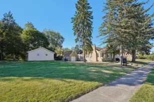 1504 Oregon St, Racine, WI 53405 - Photo 1