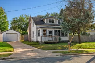 822 Monroe St, Onalaska, WI 54650 - Photo 1