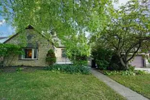 830 S 90th St, West Allis, WI 53214 - Photo 1