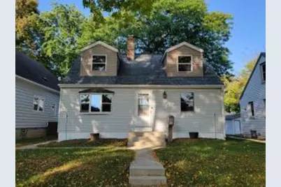 2411 S 73rd St, West Allis, WI 53219 - Photo 1