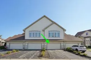 4796 S Lynn Dr, New Berlin, WI 53151 - Photo 1