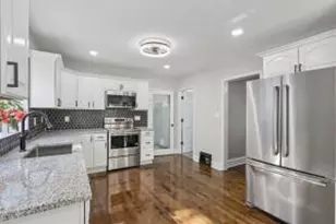 1537 S 56th St, West Allis, WI 53214 - Photo 1