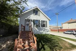 1322 Summit Ave, Racine, WI 53404 - Photo 1