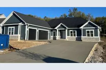 N55W25282  Crescent Hill Dr, Sussex, WI 53089 - Photo 1