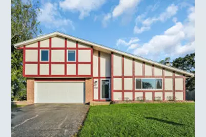 114  Cernan Ct, Mukwonago, WI 53149 - Photo 1