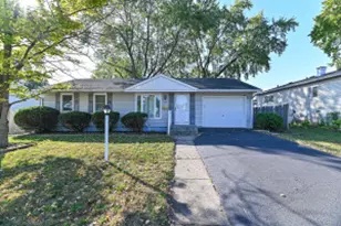 1818 Grandview Dr, Beloit, WI 53511 - Photo 1