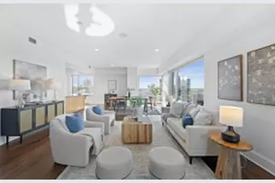 923 E Kilbourn Ave, Milwaukee, WI 53202 - Photo 1