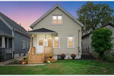 927A S 11th St, Milwaukee, WI 53204 - Photo 1