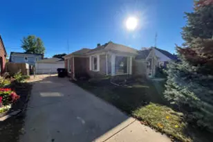 807 Florence Ave, Racine, WI 53402 - Photo 1