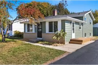 1621  Galax Dr, Manitowoc, WI 54220 - Photo 1