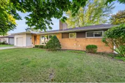 141 S Foster St, Saukville, WI 53080 - Photo 1