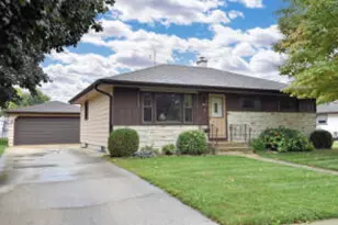 2923 Maryland Ave, Racine, WI 53403 - Photo 1