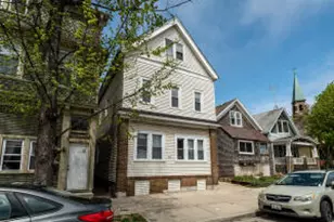816 E Clarke St, Milwaukee, WI 53212 - Photo 1