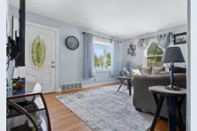 1747 S 92nd St, West Allis, WI 53214 - Photo 1