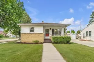 3100 Geneva St, Racine, WI 53402 - Photo 1