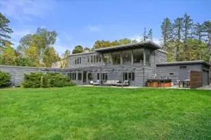 6465 N Santa Monica Blvd, Fox Point, WI 53217 - Photo 1