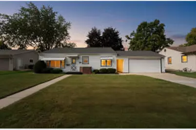 1040  Lincoln Dr, West Bend, WI 53095 - Photo 1