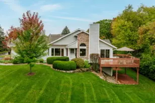 117 E Sutton Pl, Waukesha, WI 53188 - Photo 1