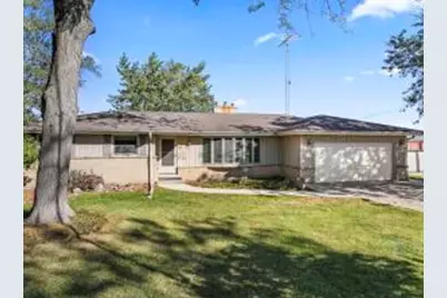 15500  7th St, Paris, WI 53182 - Photo 1