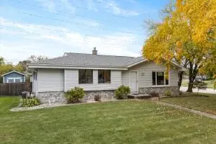 600 Deer Pass Rd, Saukville, WI 53080 - Photo 1