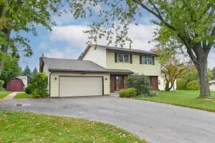 W147N7725 Northpoint Dr, Menomonee Falls, WI 53051 - Photo 1