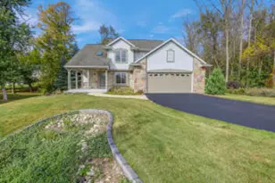 314 Micarl Ct, Manitowoc Rapids, WI 54220 - Photo 1