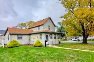 803 Hollister Ave, Tomah, WI 54660 - Photo 1