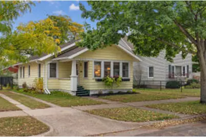 2006  Wood St, La Crosse, WI 54603 - Photo 1