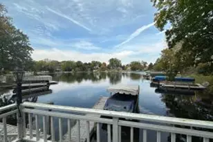 N52W34404 Peterson Dr, Oconomowoc, WI 53069 - Photo 1