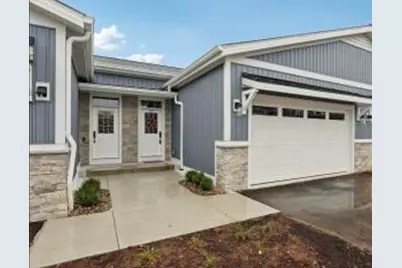 405  Falcon Dr, Burlington, WI 53105 - Photo 1