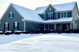 N64W28031 Hickory Hill Dr, Merton, WI 53089 - Photo 1