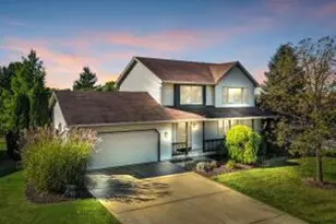 2520 Amber Ln, Racine, WI 53406 - Photo 1