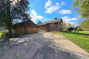 W378S5045 W Pretty Lake Rd, Ottawa, WI 53118 - Photo 1