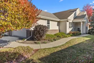 446 Clover St, Elkhorn, WI 53121 - Photo 1