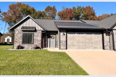 828  Bridle Ln, La Crescent, MN 55947 - Photo 1